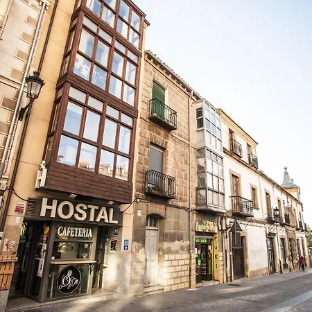 בית הארחה Caballeros 3*